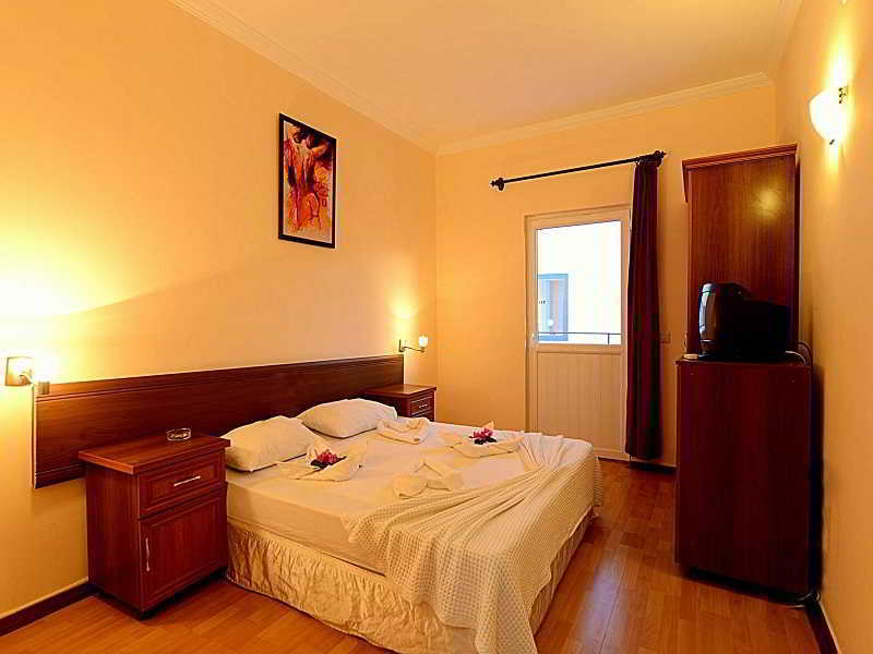 Sky Nova Hotel & Suites Bodrum Exterior foto