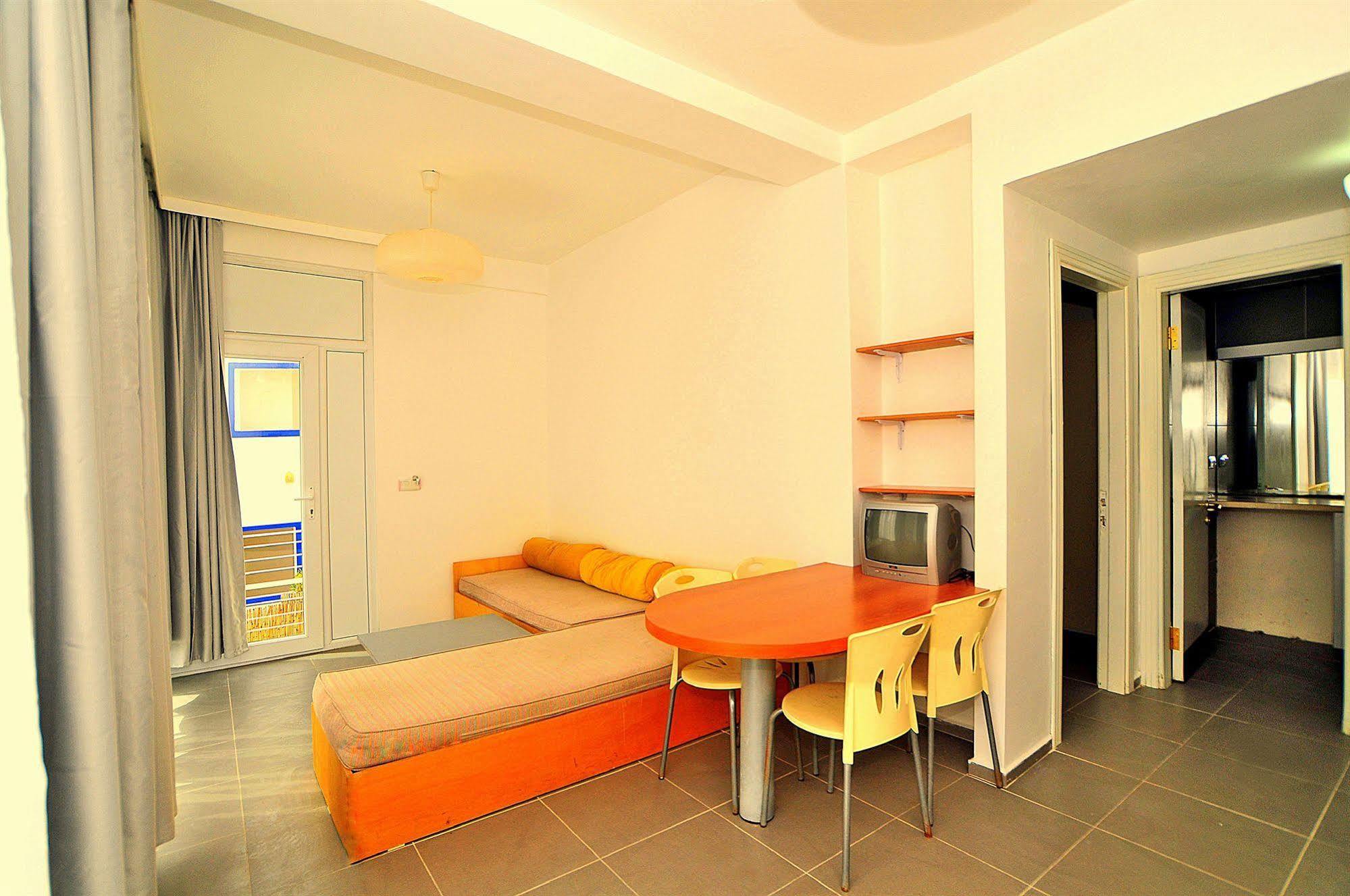 Sky Nova Hotel & Suites Bodrum Exterior foto